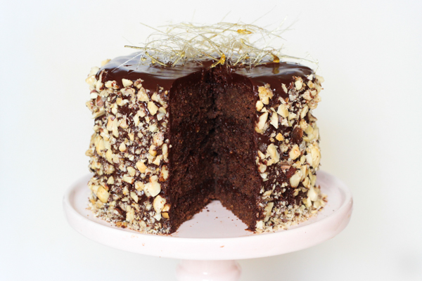 Chokoladekage med hasselnøddepraliné