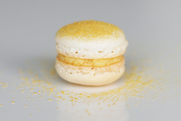 Macarons med passionsfrugt